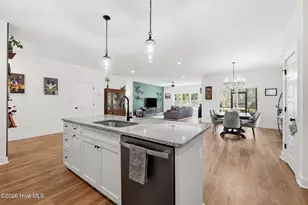 813 Bluebird Dr, New Bern, NC 28560 - Photo 12