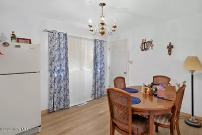 2907 Mason Circle, New Bern, NC 28562 - Photo 6