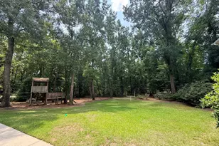 105 Falkirk Ln, Laurinburg, NC 28352 - Photo 6