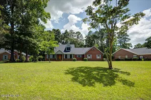 802 Thyme Ct, New Bern, NC 28562 - Photo 4