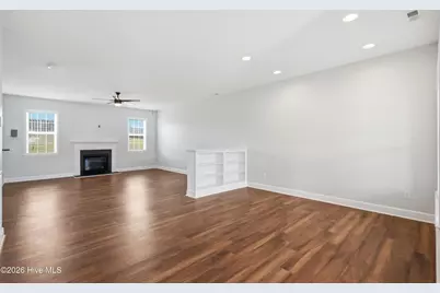 447 Avendale Drive, Rocky Point, NC 28457 - Photo 4