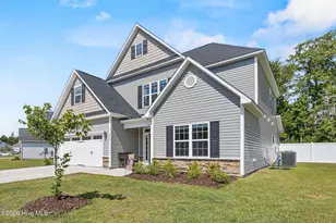 558 White Shl Wy, Sneads Ferry, NC 28460 - Photo 4