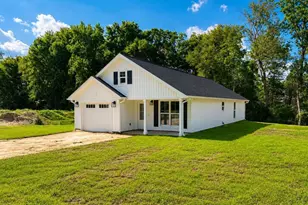 12541 Windmere Dr, Laurinburg, NC 28352 - Photo 2