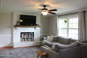 218 Dogwood St, Havelock, NC 28532 - Photo 2