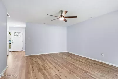 2513 Emeline Place, Morehead City, NC 28557 - Photo 2