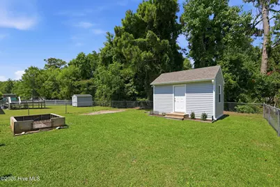 2513 Emeline Place, Morehead City, NC 28557 - Photo 32