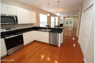 520 Village Green Drive #B, Morehead City, NC 28557 - Photo 4