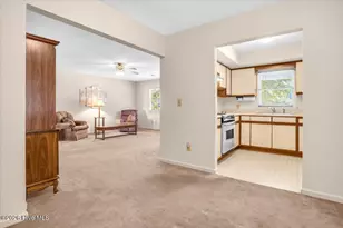 109 NE 30th St, Oak Island, NC 28465 - Photo 10
