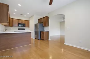 101 E Rhode Island Ave, Southern Pines, NC 28387 - Photo 8