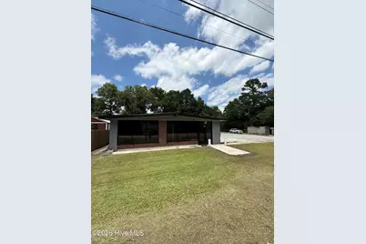 714 Washington Street, Whiteville, NC 28472 - Photo 2