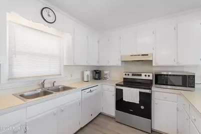 305 Sand Dune Lane, Holden Beach, NC 28462 - Photo 16