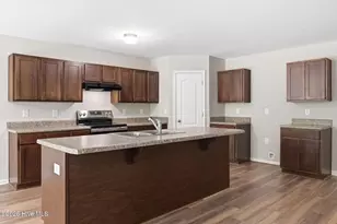 320 Adobe Ln, Jacksonville, NC 28546 - Photo 6