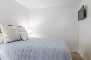 222 Carolina Beach Ave N, Carolina Beach, NC 28428 - Photo 10
