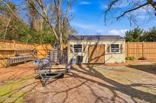 211 Simmons Dr, Wilmington, NC 28411 - Photo 68