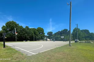 502 S Carey St, La Grange, NC 28551 - Photo 4