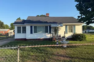 3508 Sloan St, Kinston, NC 28504 - Photo 1
