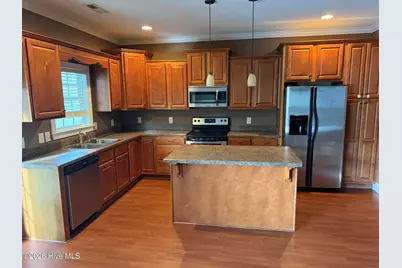 2309 Berwick Court #B, Greenville, NC 27834 - Photo 4
