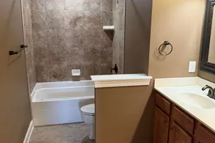 2309 Berwick Ct, Greenville, NC 27834 - Photo 8