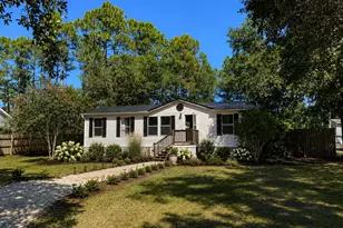 270 Elm St, Southport, NC 28461 - Photo 10