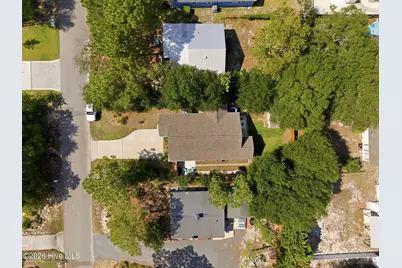 119 NE 11th Street, Oak Island, NC 28465 - Photo 4