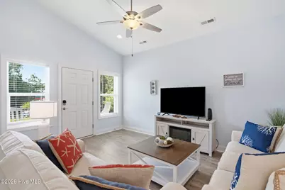 119 NE 11th Street, Oak Island, NC 28465 - Photo 10