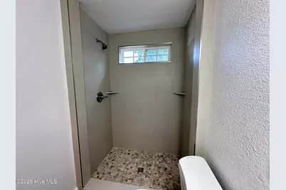 202 W Burgess Street, Elizabeth City, NC 27909 - Photo 14