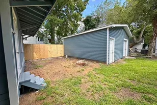 202 W Burgess St, Elizabeth City, NC 27909 - Photo 30