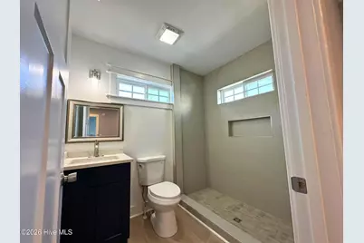 202 W Burgess Street, Elizabeth City, NC 27909 - Photo 22