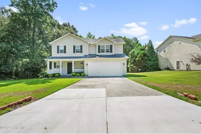 124 Briar Hollow Drive, Jacksonville, NC 28540 - Photo 1