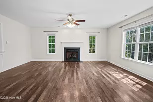 124 Briar Hollow Dr, Jacksonville, NC 28540 - Photo 8