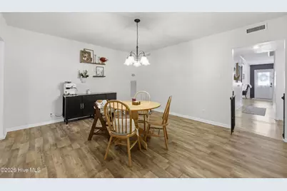 210 N Dyer Street, Elizabeth City, NC 27909 - Photo 12