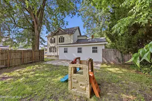 210 N Dyer St, Elizabeth City, NC 27909 - Photo 36