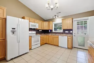 153 Corey Cir, Jacksonville, NC 28546 - Photo 8