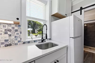 501 N 11th Street, Morehead City, NC 28557 - Photo 8