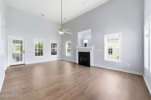 204 Wedgefield Cir, Maple Hill, NC 28454 - Photo 8