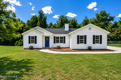 106 Turtle Creek Court, Jacksonville, NC 28540 - Photo 1