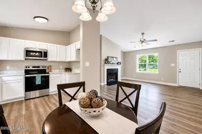 106 Turtle Creek Court, Jacksonville, NC 28540 - Photo 10