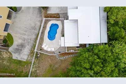 320 Governor Safford Lane, Emerald Isle, NC 28594 - Photo 54