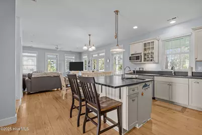 320 Governor Safford Lane, Emerald Isle, NC 28594 - Photo 10