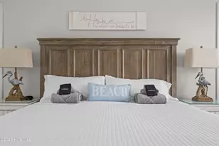 320 Governor Safford Ln, Emerald Isle, NC 28594 - Photo 18