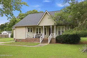566 Ridge Dr, Winterville, NC 28590 - Photo 2