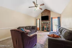 566 Ridge Dr, Winterville, NC 28590 - Photo 16
