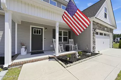 611 Osprey Landing Drive, Holly Ridge, NC 28445 - Photo 4