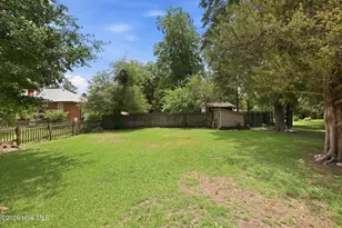 221 W Washington St, Bethel, NC 27812 - Photo 46