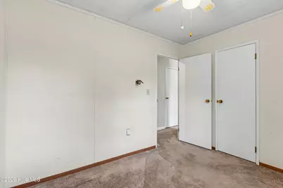 1688 W Wards Bridge Road, Warsaw, NC 28398 - Photo 18