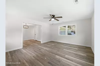 319 Lakewood Drive, Jacksonville, NC 28546 - Photo 6