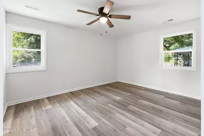 319 Lakewood Drive, Jacksonville, NC 28546 - Photo 24