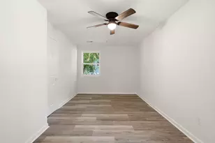 319 Lakewood Dr, Jacksonville, NC 28546 - Photo 14