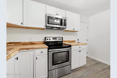 319 Lakewood Drive, Jacksonville, NC 28546 - Photo 18