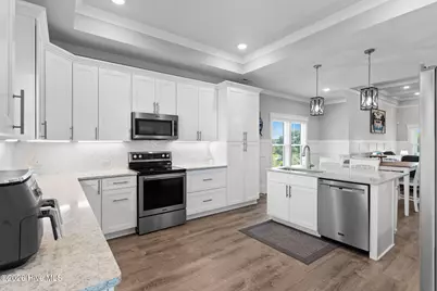 118 SE 40th Street, Oak Island, NC 28465 - Photo 14
